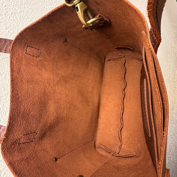 Portland Leather Rich Brown Tote - Picture 3 of 4